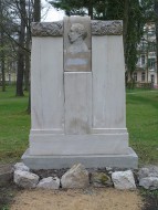 Pomník Wilhelma Müllera ve Františkových Lázních