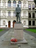 Pomník Tomáše Garrigue Masaryka v Kroměříži
