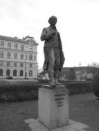Pomník Antonína Dvořáka v Praze