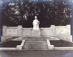 Pomník císařovny Alžběty původně ve Františkových Lázních